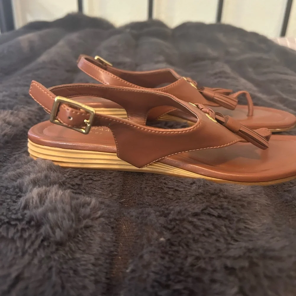 Cole Haan Rona Grand Tassel Thong Women's Brown Sandals Size 6 - Picture 2 of 4